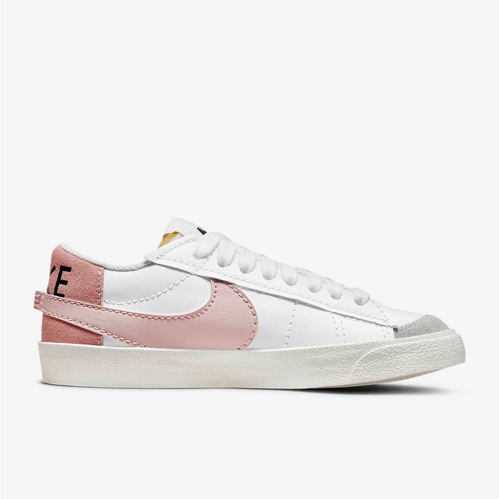 Nike Blazer Low '77 Jumbo
Women's Shoes
$100